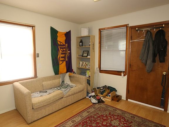 4th image of 3907 N Ashland Ave #R2