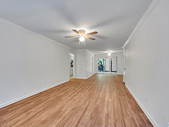3rd image of 859 Vestavia Villa Ct APT B