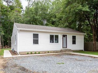 23 Lighthouse Dr, Waretown, NJ 08758