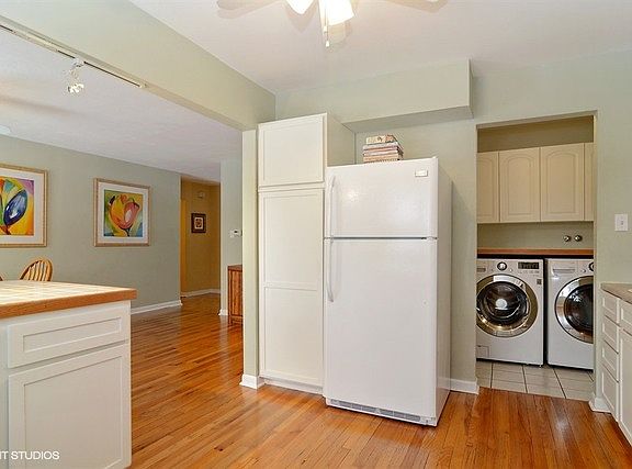4th image of 150 N Babcock Dr