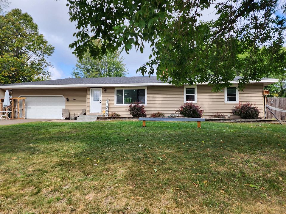 1st image of 241 117th Ln NE