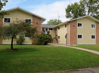 2174 Division St APT 3, East Troy, WI 53120