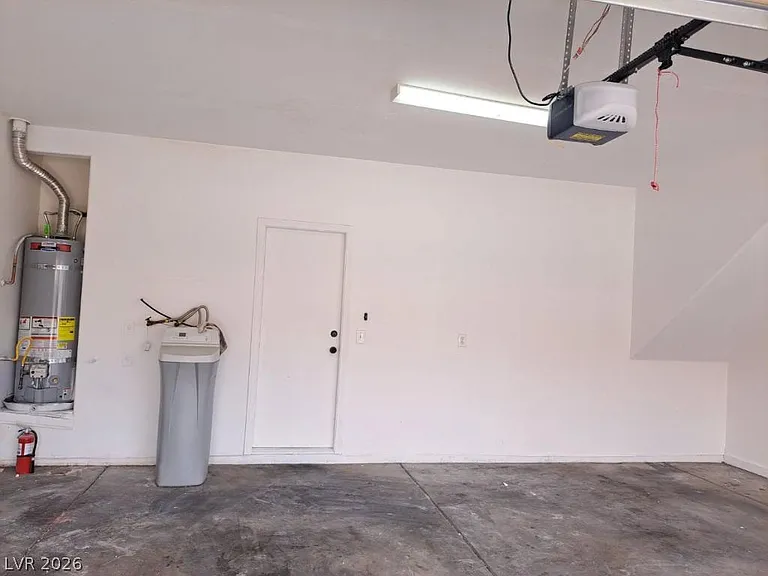 7349 Dolphine Crest Ave — Photo 20