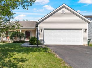 1171 Willow Oak Dr, Blacklick, OH 43004