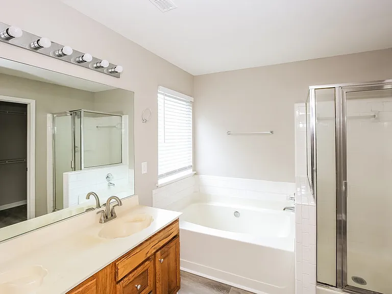 4006 Brookforest Ln — Photo 12
