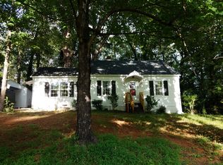 2101 Brookhurst Dr, Winston Salem, NC 27106