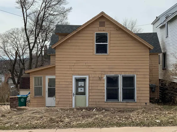 331 W Bluff St, Marquette, MI 49855
