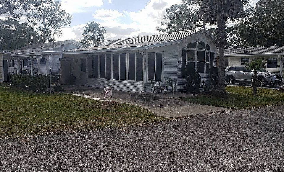 1st image of 812 Mansion Ln