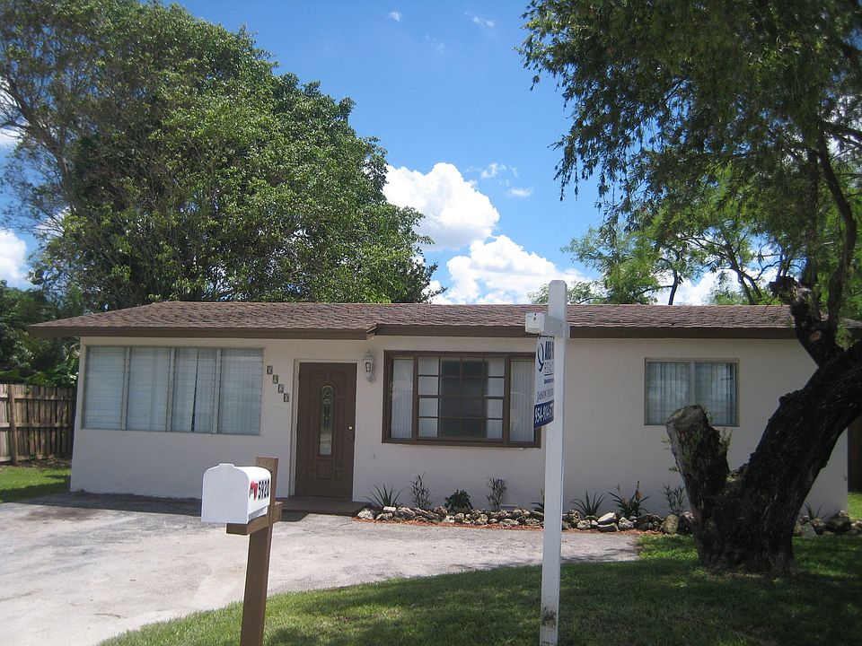 1st image of 5920 NW 42nd Ave