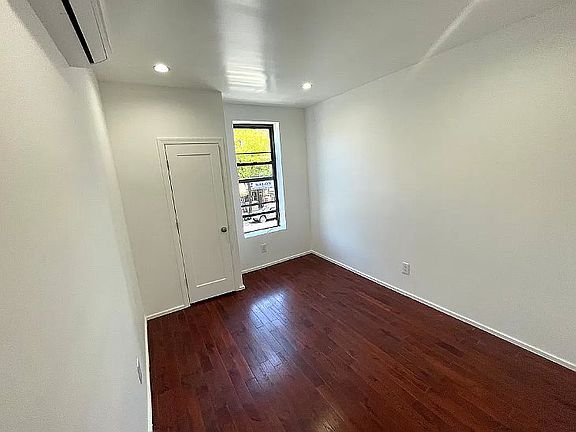 4th image of 870 Flatbush Ave #2