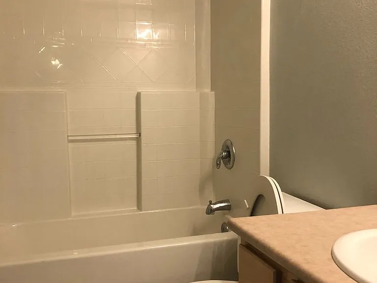 338 E Bellis Fair Pkwy #201 — Photo 14