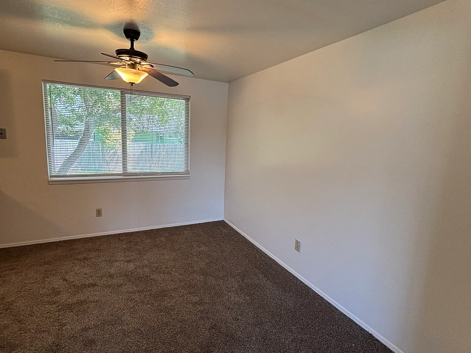 3 bed, 1175 sqft, $1,750 — Photo 4