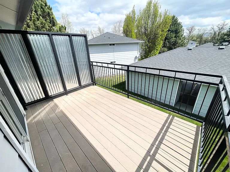 3742 W Rose Hill St #202 — Photo 1