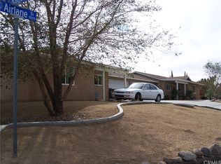 55215 Airlane Dr, Yucca Valley, CA 92284