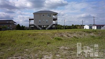 2nd image of 300 7th Ave