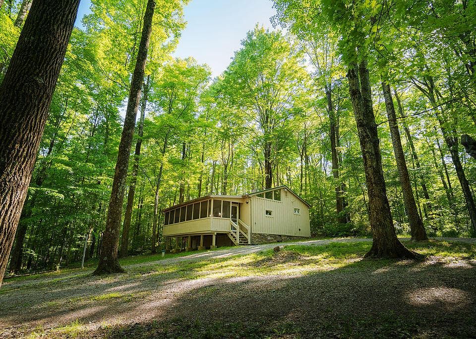 1st image of 20554 Thompson Ridge Rd