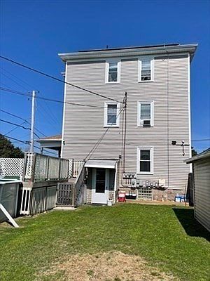 3rd image of 455 Dwelly St