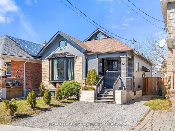 63 Lowell Ave, Saint Catharines, ON L2R 2C9