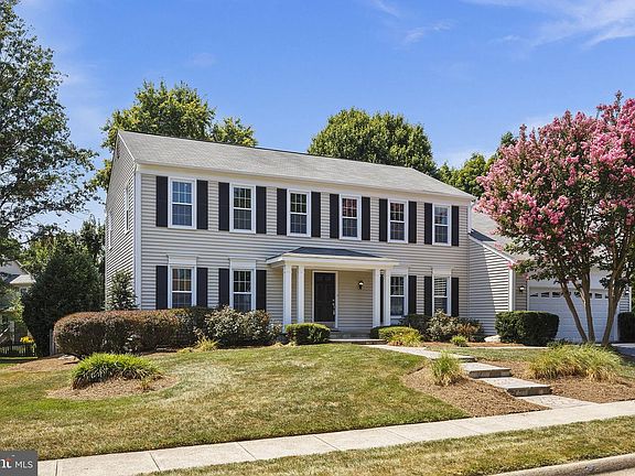 3rd image of 2772 Mansway Dr