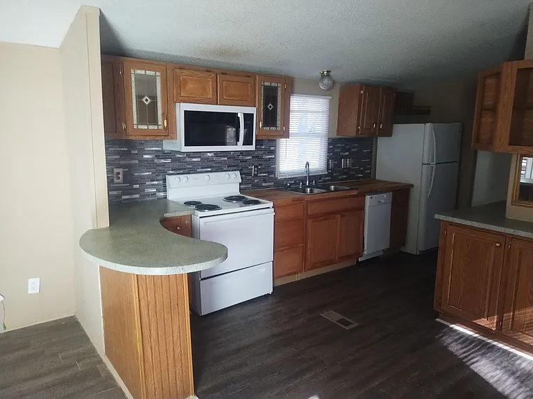 4614 Waterwood Pass Dr — Photo 3