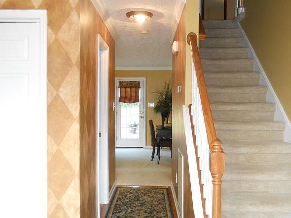 4th image of 7408 Tinover Ct