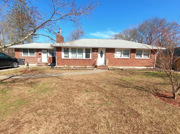 155 Purchase St, Milford, MA 01757