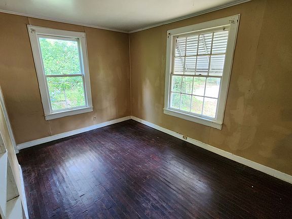 5th image of 1427 Alma St