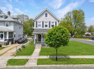 55 W George St, Freehold, NJ 07728