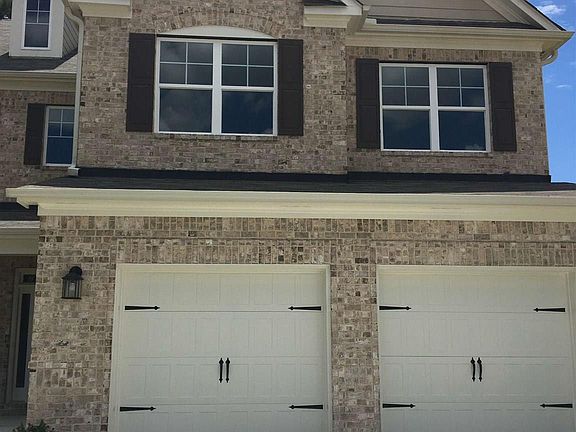 5th image of 2829 Blandwood Dr
