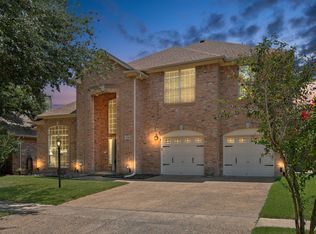2302 Crest Park Dr, Arlington, TX 76006
