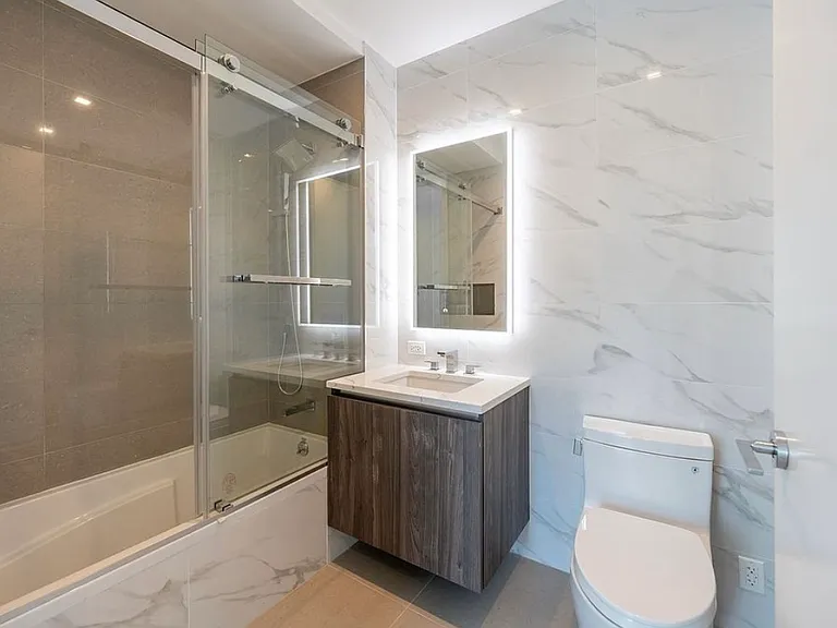 33-66 Farrington St #14 — Photo 6
