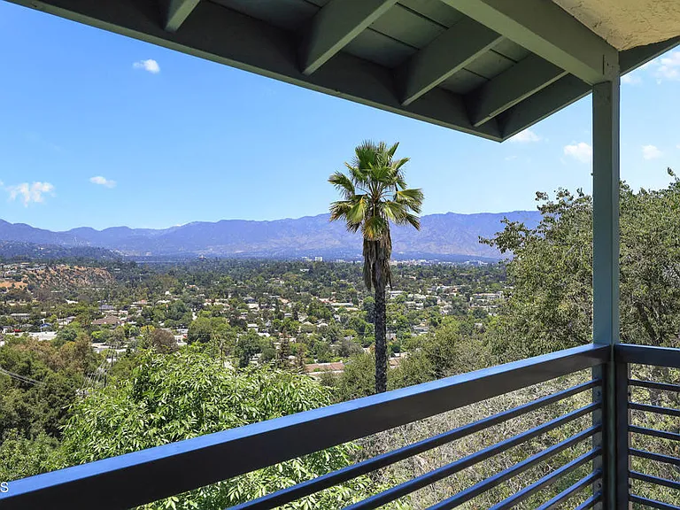 534 Alta Vista Ave — Photo 43