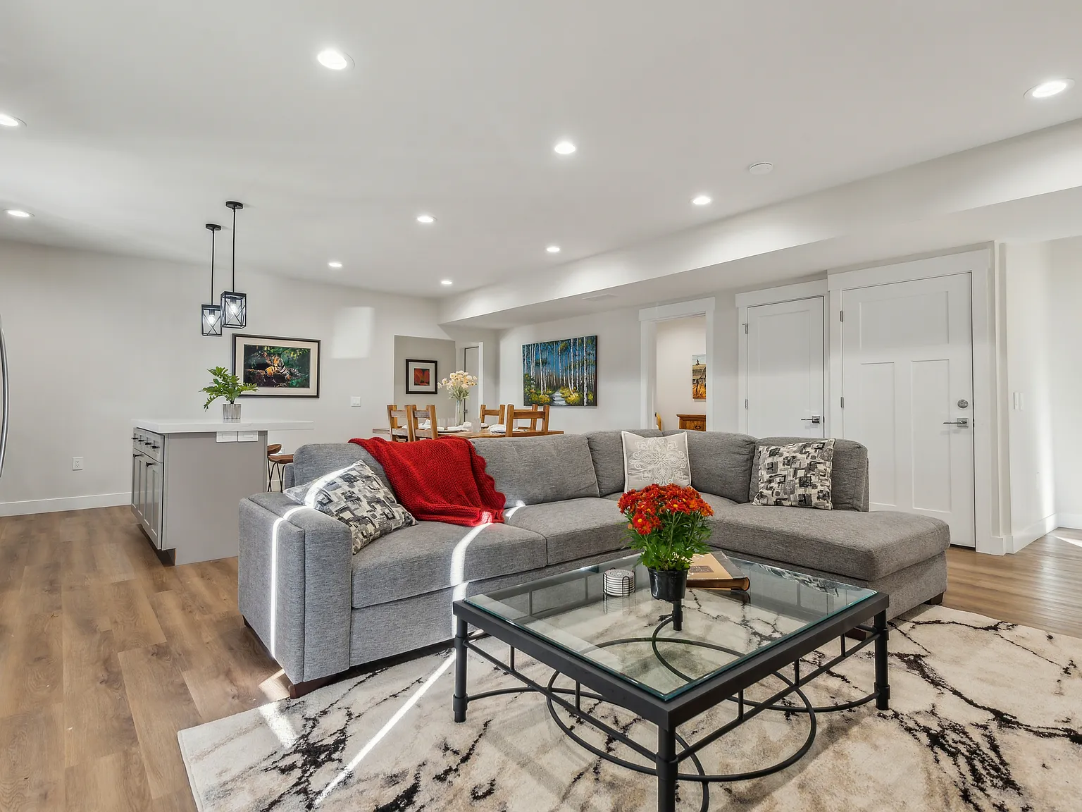 1 bed, 1650 sqft, $986 — Photo 4