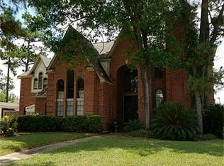7318 Birchtree Forest Dr, Houston, TX 77088
