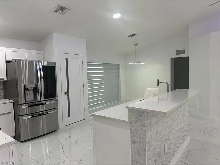 3417 31st St W — Photo 12