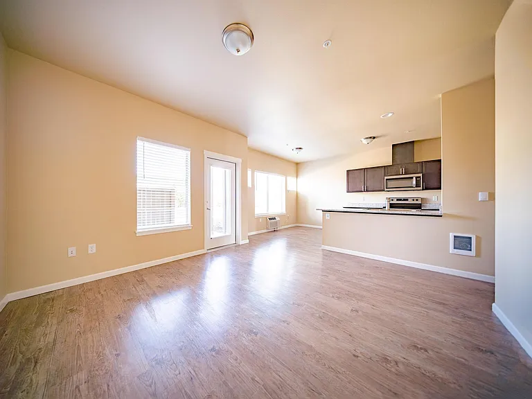 Willow Tree Place — Photo 2