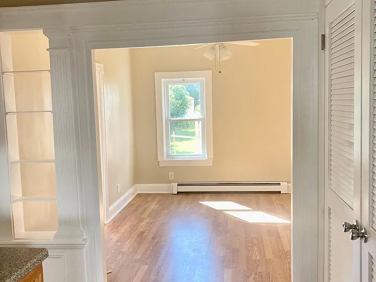 321 Main St #1 — Photo 31