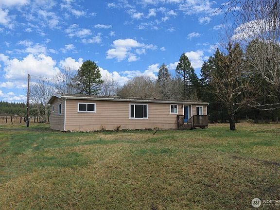 2nd image of 218 Bowes Road