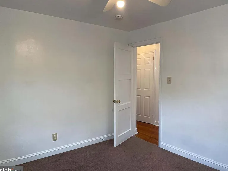 42 Lee St — Photo 10