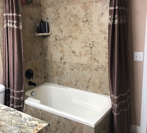 4th image of 445 E Fisher Meadow Dr