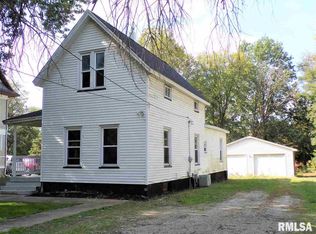 460 N Cedar St, Galesburg, IL 61401