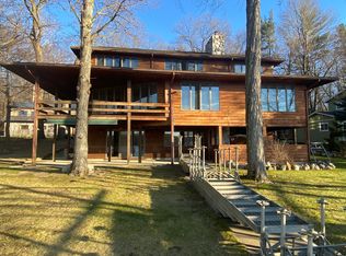 59282 Shafer Brothers Rd, Three Rivers, MI 49093