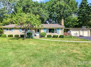 1199 Oswego Rd, Naperville, IL 60540