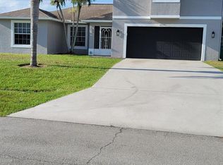 2581 SE Jason Ave, Port Saint Lucie, FL 34952