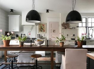 95 Columbia Ave, Cranston, RI 02905