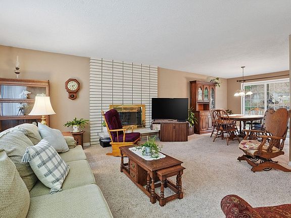 5th image of 3912 S Sundown Dr