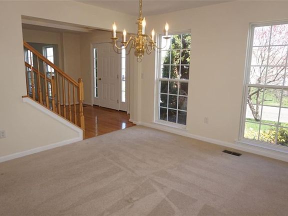 4th image of 5310 Barcaldine Dr