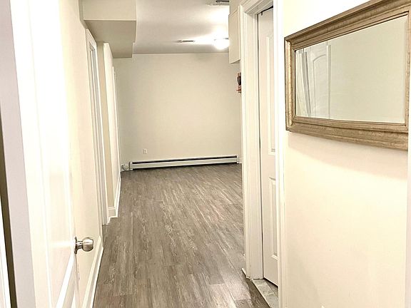 3rd image of 102 Berkshire Ln #2B