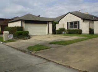 7702 Hopewell Ln, Houston, TX 77071