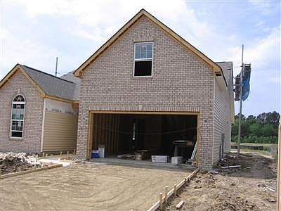 2nd image of 13 Picket Fence Lane #441